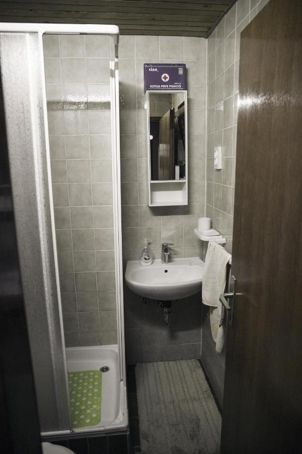 Kuca Za Odmor, Ferienhaus, Holiday Home Rugas Orahovica Dış mekan fotoğraf