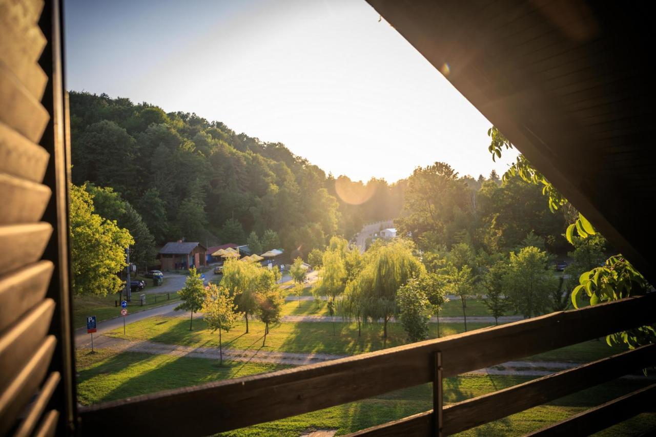 Kuca Za Odmor, Ferienhaus, Holiday Home Rugas Orahovica Dış mekan fotoğraf